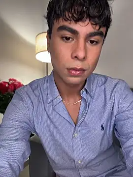 Snapshot of oliversstream chatting on 02/15/26, 01:57 oliversstream online show from 02/15/26, 01:57