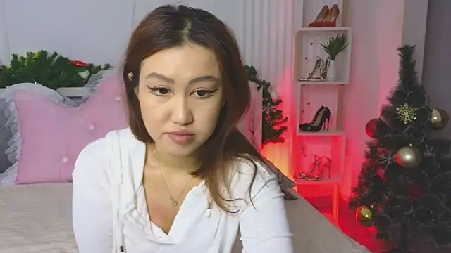 Diana Moon  online show from 12/22/24, 08:25