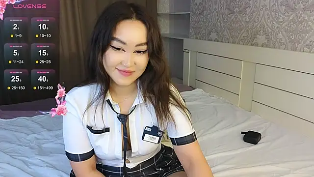 Diana Moon  online show from 05/19/26, 01:56