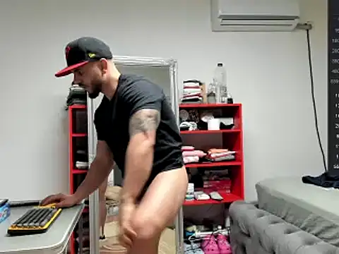 supermanboy94 online show from 02/03/25, 10:03