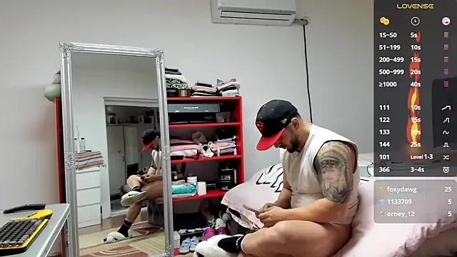 supermanboy94 online show from 02/12/25, 09:42