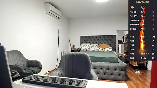 supermanboy94 online show from 10/07/25, 05:48