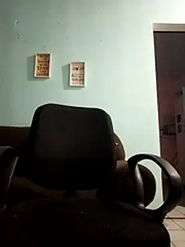 Tiago0031 online show from 11/12/25, 03:18