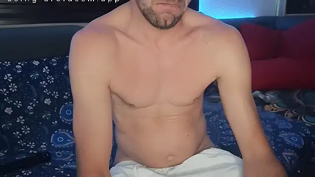 SquirtLover XL online show from 05/09/26, 02:39