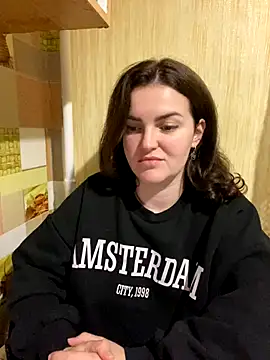 Snapshot of Karolina_llove chatting on 12/01/24, 09:37 Karolina llove online show from 12/01/24, 09:37