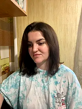 Snapshot of Karolina_llove chatting on 12/03/24, 09:33 Karolina llove online show from 12/03/24, 09:33