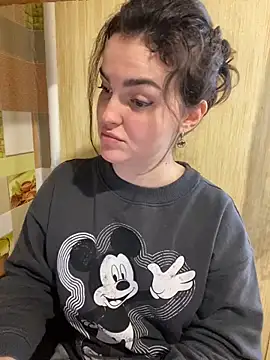 Snapshot of Karolina_llove chatting on 12/06/24, 12:05 Karolina llove online show from 12/06/24, 12:05