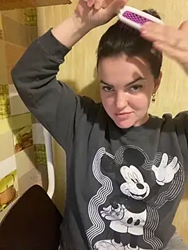 Snapshot of Karolina_llove chatting on 12/06/24, 11:03 Karolina llove online show from 12/06/24, 11:03