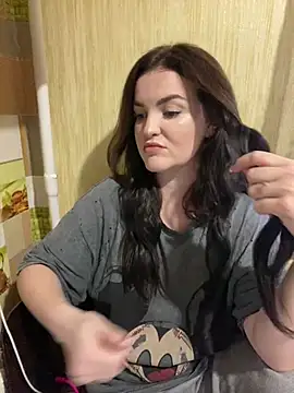 Snapshot of Karolina_llove chatting on 12/19/24, 01:29 Karolina llove online show from 12/19/24, 01:29