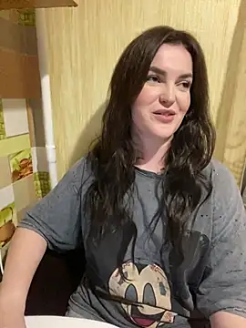 Snapshot of Karolina_llove chatting on 12/19/24, 04:35 Karolina llove online show from 12/19/24, 04:35