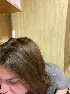 Snapshot of Karolina_llove chatting on 02/13/25, 09:27 Karolina llove online show from 02/13/25, 09:27