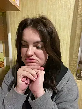 Snapshot of Karolina_llove chatting on 02/14/25, 09:21 Karolina llove online show from 02/14/25, 09:21