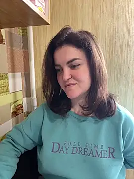 Snapshot of Karolina_llove chatting on 02/17/25, 11:34 Karolina llove online show from 02/17/25, 11:34