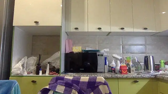 Snapshot of Karolina_llove chatting on 10/03/25, 08:17 Karolina llove online show from 10/03/25, 08:17