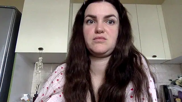 Snapshot of Karolina_llove chatting on 10/12/25, 08:46 Karolina llove online show from 10/12/25, 08:46