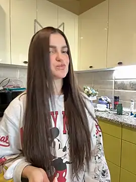 Snapshot of Karolina_llove chatting on 10/14/25, 01:12 Karolina llove online show from 10/14/25, 01:12