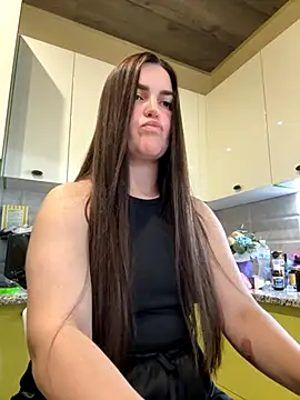 Snapshot of Karolina_llove chatting on 10/21/25, 10:49 Karolina llove online show from 10/21/25, 10:49