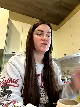 Snapshot of Karolina_llove chatting on 11/01/25, 10:28 Karolina llove online show from 11/01/25, 10:28