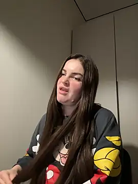 Snapshot of Karolina_llove chatting on 12/03/25, 05:59 Karolina llove online show from 12/03/25, 05:59