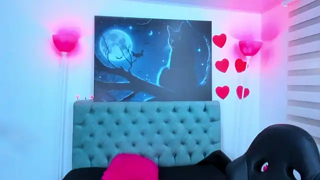 lina bedoya  online show from 03/14/25, 12:29