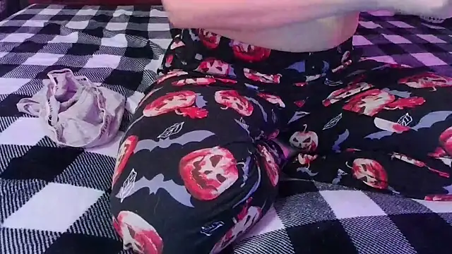 CrystalLakeXO online show from 01/19/26, 05:22