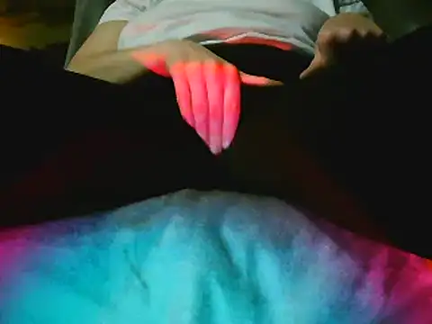 Snapshot of Everydayonli chatting on 12/02/25, 04:18 Everydayonli online show from 12/02/25, 04:18