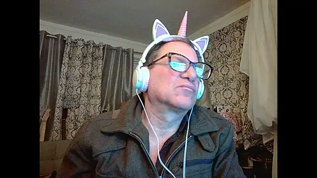 coryassman online show from 02/12/25, 09:20