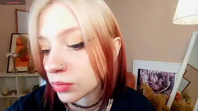 arielabradberry online show from 12/04/25, 01:09