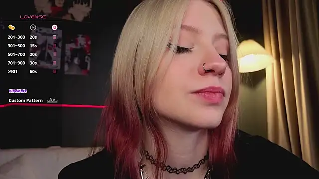 arielabradberry online show from 03/23/26, 02:32