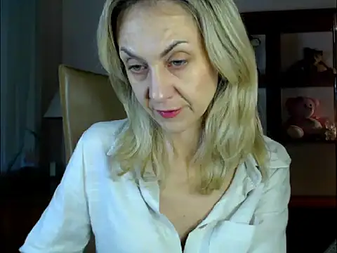 Snapshot of Tanya6547 chatting on 12/10/24, 08:51 Tanya6547 online show from 12/10/24, 08:51