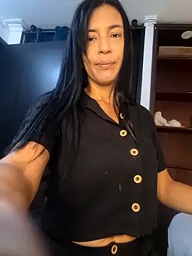 Snapshot of Angel_Perv chatting on 03/03/25, 11:11 Angel Perv online show from 03/03/25, 11:11