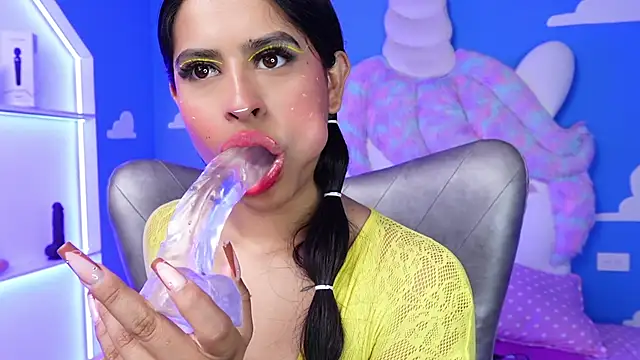 Snapshot of miss_romyna chatting on 01/29/25, 11:09 miss romyna online show from 01/29/25, 11:09