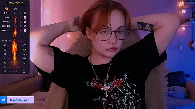 Snapshot of lala_loulou_land chatting on 03/02/25, 08:59 lala loulou land online show from 03/02/25, 08:59