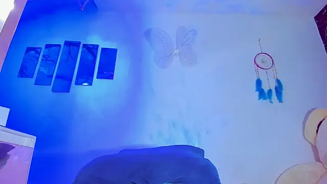 Snapshot of emperatrizhotwolf chatting on 12/29/24, 07:39 emperatrizhotwolf online show from 12/29/24, 07:39