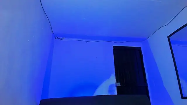 Snapshot of emperatrizhotwolf chatting on 02/27/25, 10:48 emperatrizhotwolf online show from 02/27/25, 10:48