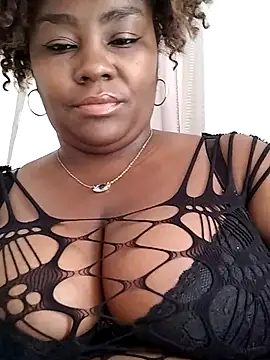 Snapshot of kaorysquirt chatting on 10/01/25, 04:35 kaorysquirt online show from 10/01/25, 04:35