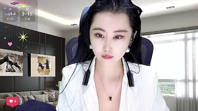 W-E-N-123 online show from 11/13/25, 01:48