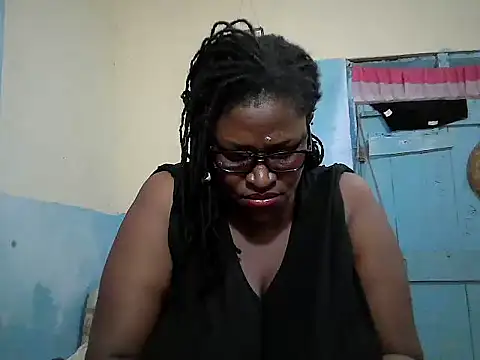 Snapshot of sexy_bigboobss chatting on 11/18/25, 09:08 sexy bigboobss online show from 11/18/25, 09:08