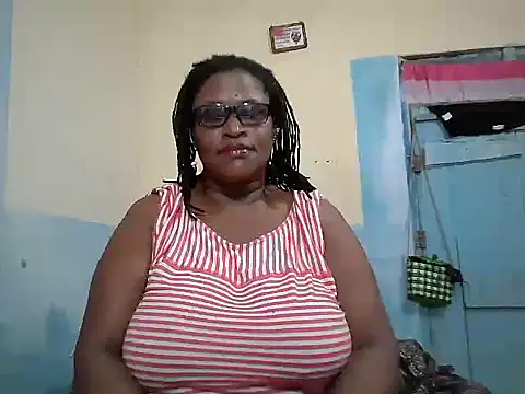 Snapshot of sexy_bigboobss chatting on 11/24/25, 06:13 sexy bigboobss online show from 11/24/25, 06:13