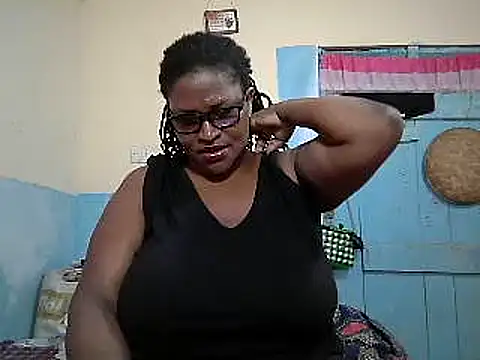 Snapshot of sexy_bigboobss chatting on 11/25/25, 06:35 sexy bigboobss online show from 11/25/25, 06:35