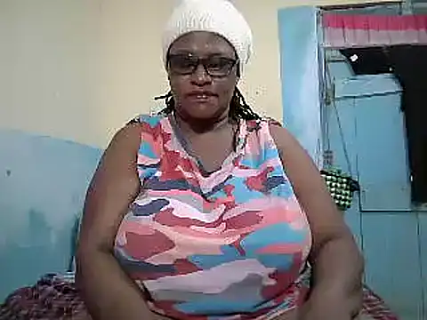 Snapshot of sexy_bigboobss chatting on 11/30/25, 08:13 sexy bigboobss online show from 11/30/25, 08:13