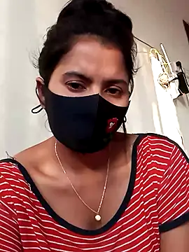 Snapshot of Cute_Nipa chatting on 12/28/24, 10:25 Cute Nipa online show from 12/28/24, 10:25