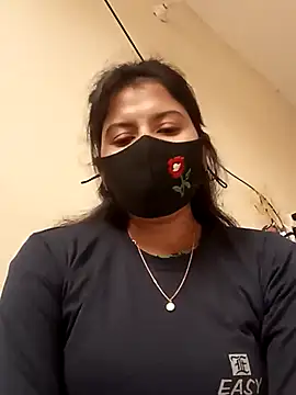 Snapshot of Cute_Nipa chatting on 01/04/25, 04:12 Cute Nipa online show from 01/04/25, 04:12