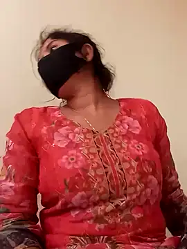 Snapshot of Cute_Nipa chatting on 02/06/25, 06:18 Cute Nipa online show from 02/06/25, 06:18