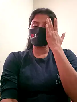 Snapshot of Cute_Nipa chatting on 03/20/25, 12:40 Cute Nipa online show from 03/20/25, 12:40