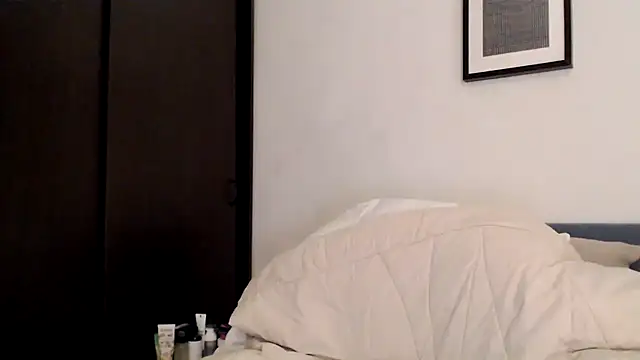 Snapshot of Scarlettford chatting on 11/17/25, 03:29 Scarlettford online show from 11/17/25, 03:29