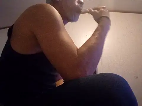 Snapshot of Xoc8_ chatting on 02/13/25, 12:57 Xoc8  online show from 02/13/25, 12:57