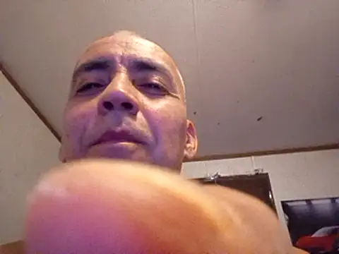 Snapshot of Xoc8_ chatting on 02/28/25, 12:43 Xoc8  online show from 02/28/25, 12:43