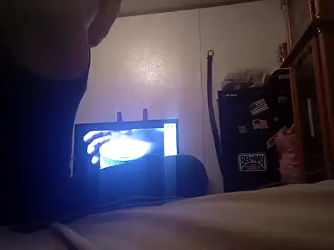 Snapshot of Xoc8_ chatting on 03/03/25, 08:05 Xoc8  online show from 03/03/25, 08:05