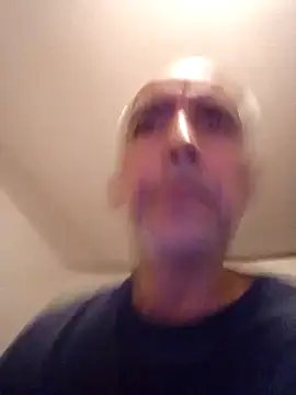 Snapshot of Xoc8_ chatting on 03/03/25, 11:35 Xoc8  online show from 03/03/25, 11:35